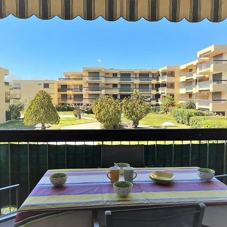 Renove 2021 Avec Balcon Et Garage, Proche Golf, 3 Pieces, 6 Couchages, Le Lavandou. - Fr-1-251-425 Appartamento